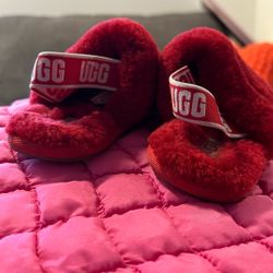 Ugg fluff Yeah Slides 