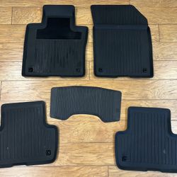 Genuine Volvo XC 60 - 2019. All Weather Rubber Floor Mats