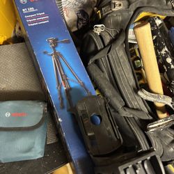 Bosch Laser Level And Laser Tape 