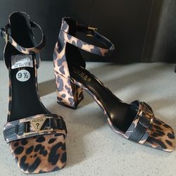 GUESS Heels 👠 