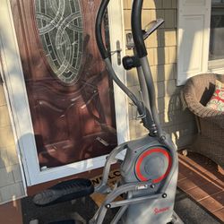 Elliptical  Sunny Health and Fitness