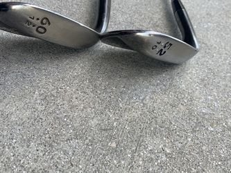 Cleveland CG 15 Zip Grooves 52 and 60 Degree Wedges