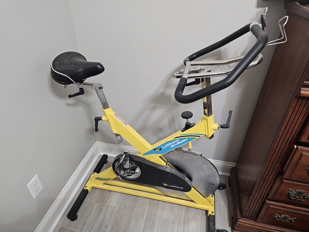 LeMond Revmaster Indoor exercise Spin Bike Exercise