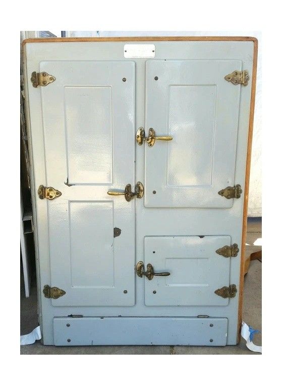 Antique Bohn Co ice box