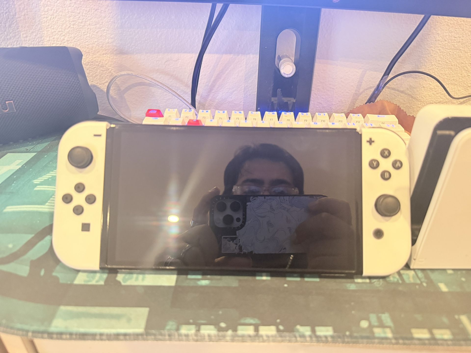 White Switch OLED w 5 Games