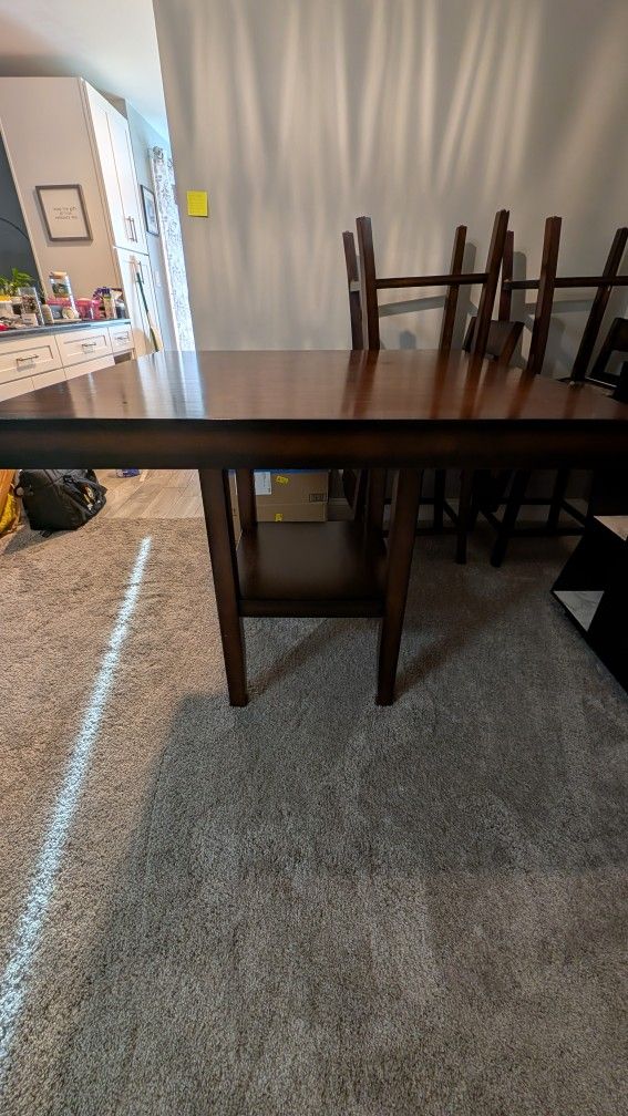 Beautiful High Top Table And 4 Chairs