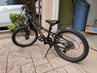 20 inch Specialized Aluminum frame for children