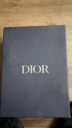 Dior B30