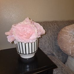 Silk Floral Arrangement 