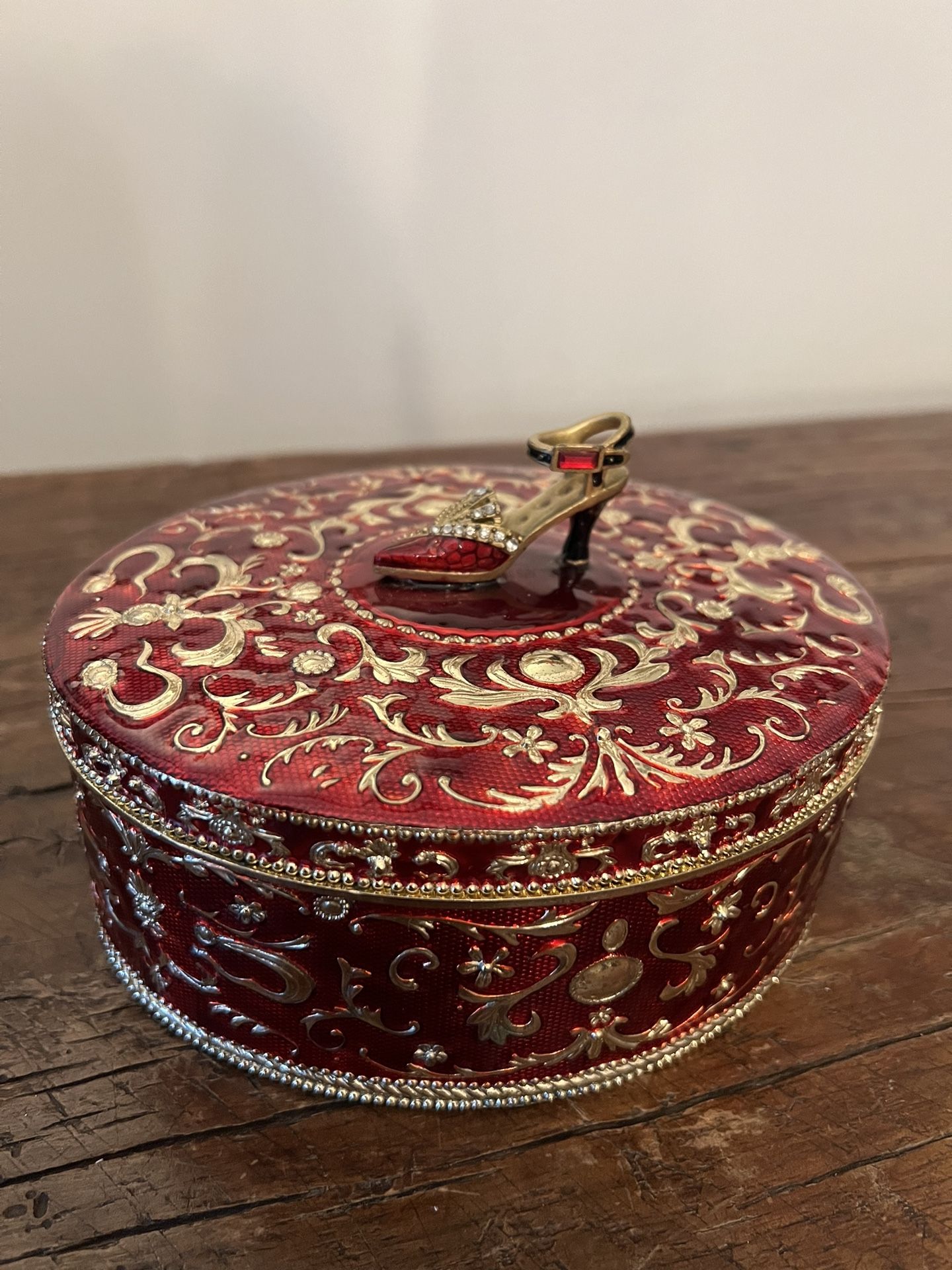 Enamel Jewelry Box With Heeled Shoe & Mirror