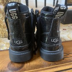 Uggs Size 6