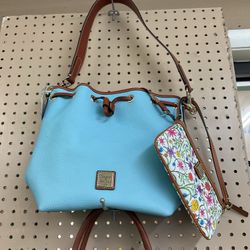 Dooney And Bourke Purse