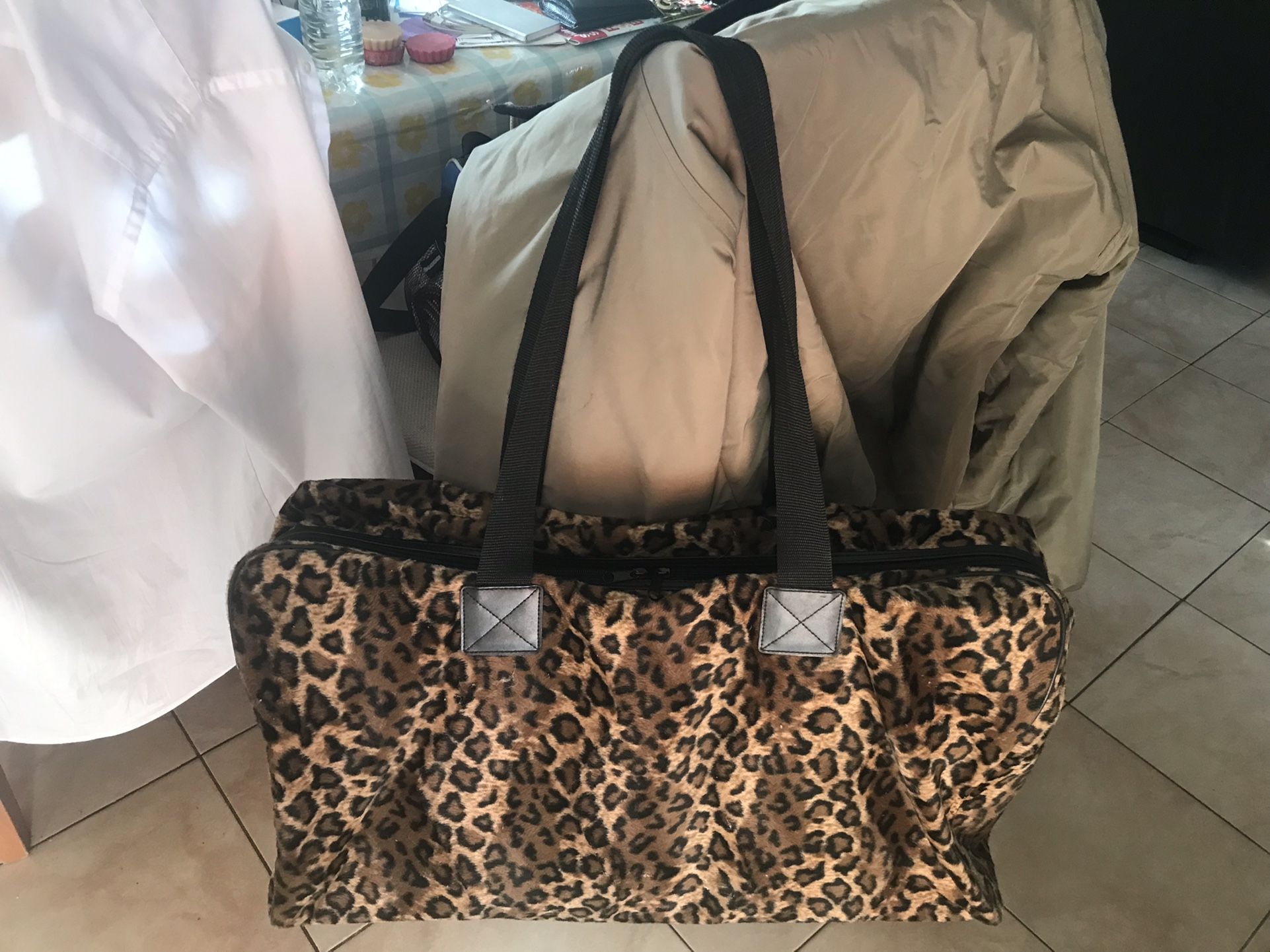 Woman’s Duffel Bag 