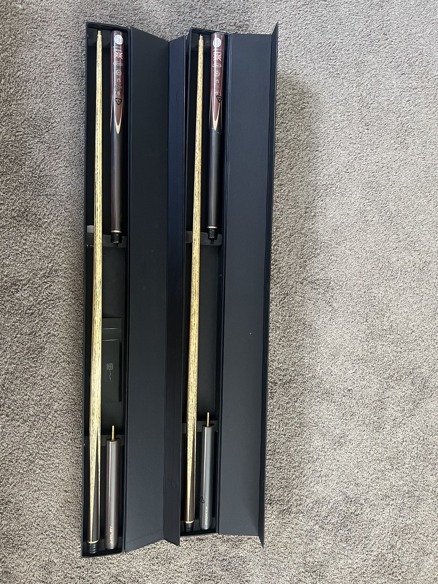 RILEY Elegance Handcrafted Snooker Cue
