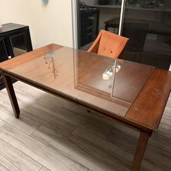 Elegant Mahogany Wood Dining Table + 6 Chairs 