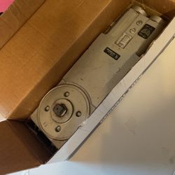 Hold Open, S Side Loading. Size 3