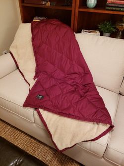 EDDIE BAUER DOWN THROW BLANKET