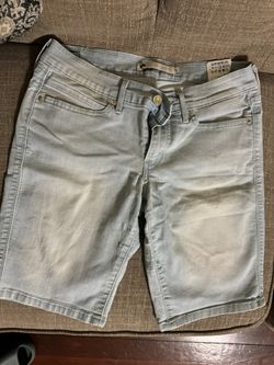 Levi Woman Shorts