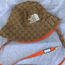 Gucci + THE NORTH FACE Bucket Hat One Size Fits All Orange+ Brown