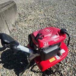 Honda F320 Rototiller 