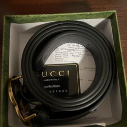 Gold symbol gucci belt 