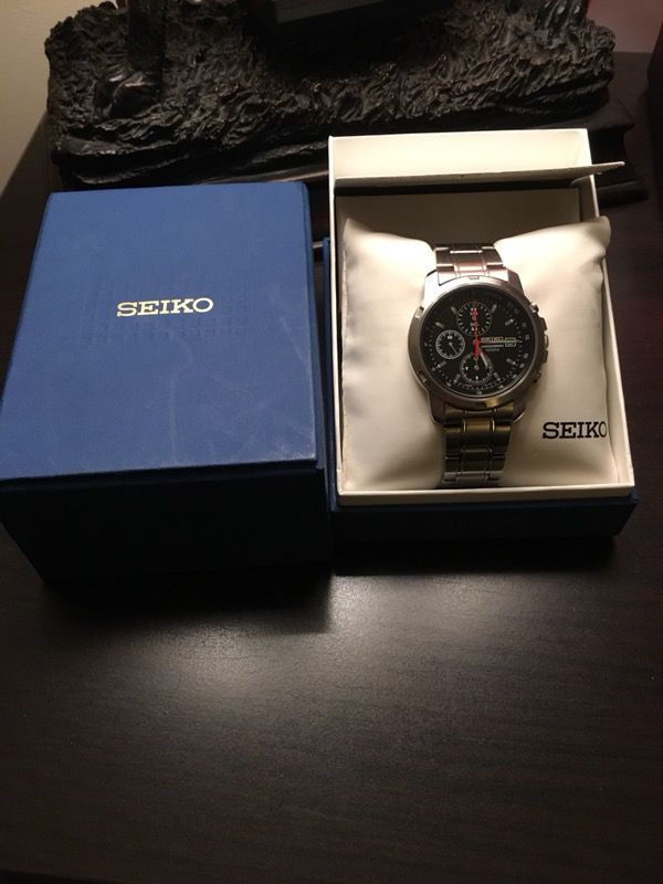 SEIKO chronograph watch with Tachymeter