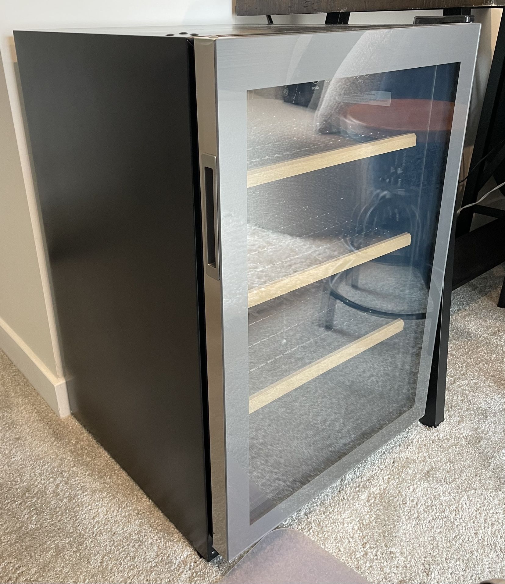 Bar Fridge - Large Mini Fridge