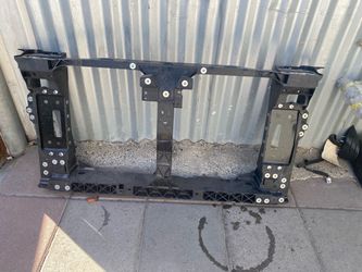 2014-2024 Infiniti Q50 radiator support