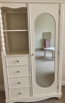 Amoire Closet