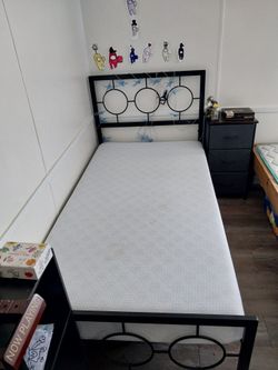 Black Metal and Wooden Twin Bed Frame with Mattress