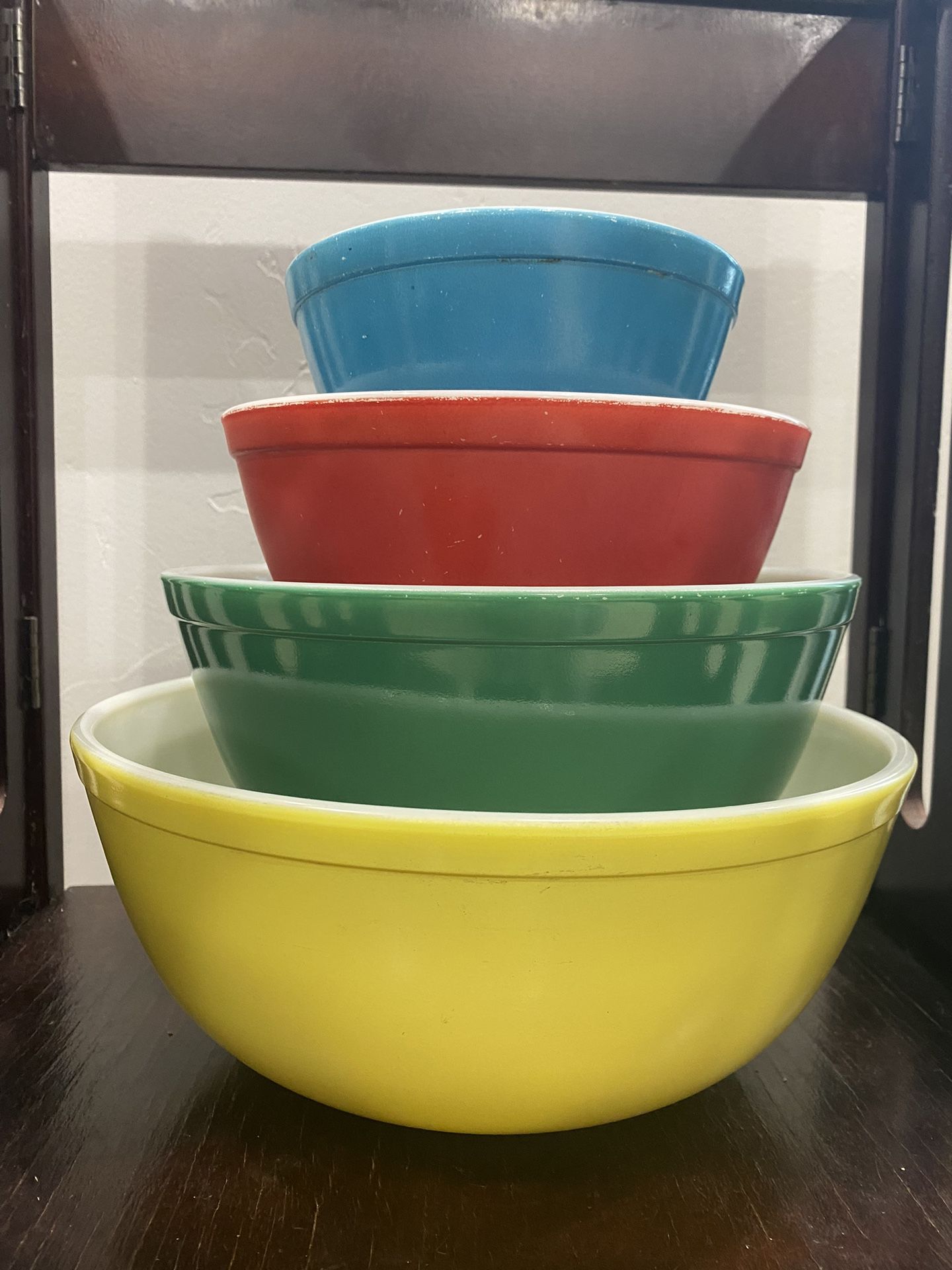 Vintage Primary Pyrex Set