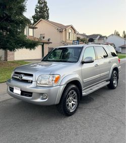 2005 Toyota Sequoia