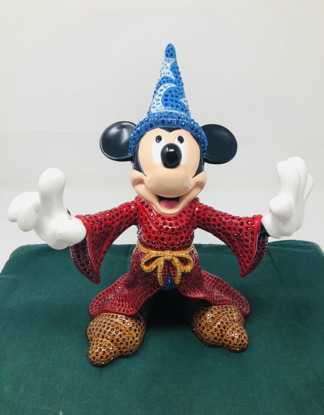 Arribas Brothers Disney Limited Edition Fantasia Sorcerer Mickey Mouse Swarovski Crystal Figurine