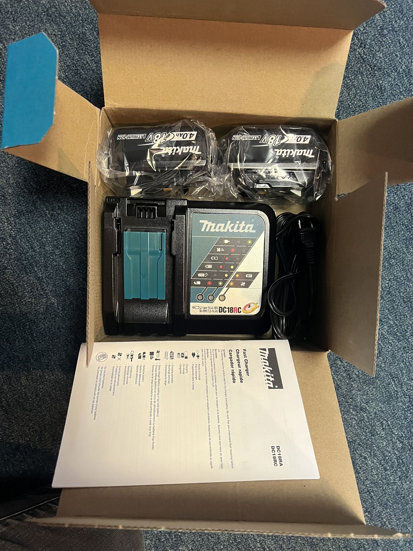 New Makita Battery 18v 2x4AH and Charger