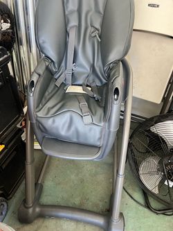 Hi chair for toddlers and infant