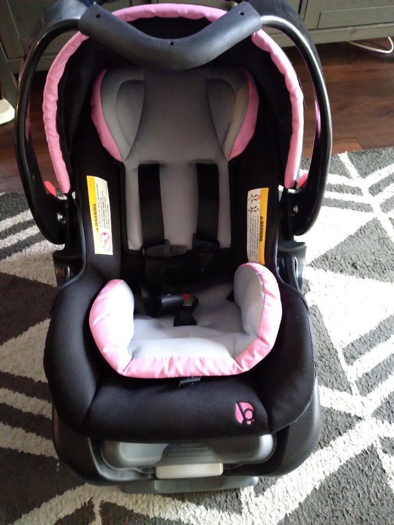 Baby Girl Carseat With Base!