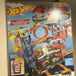 Hot Wheels Ultimate Garage 