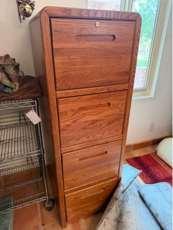 Wooden Filling Caninet