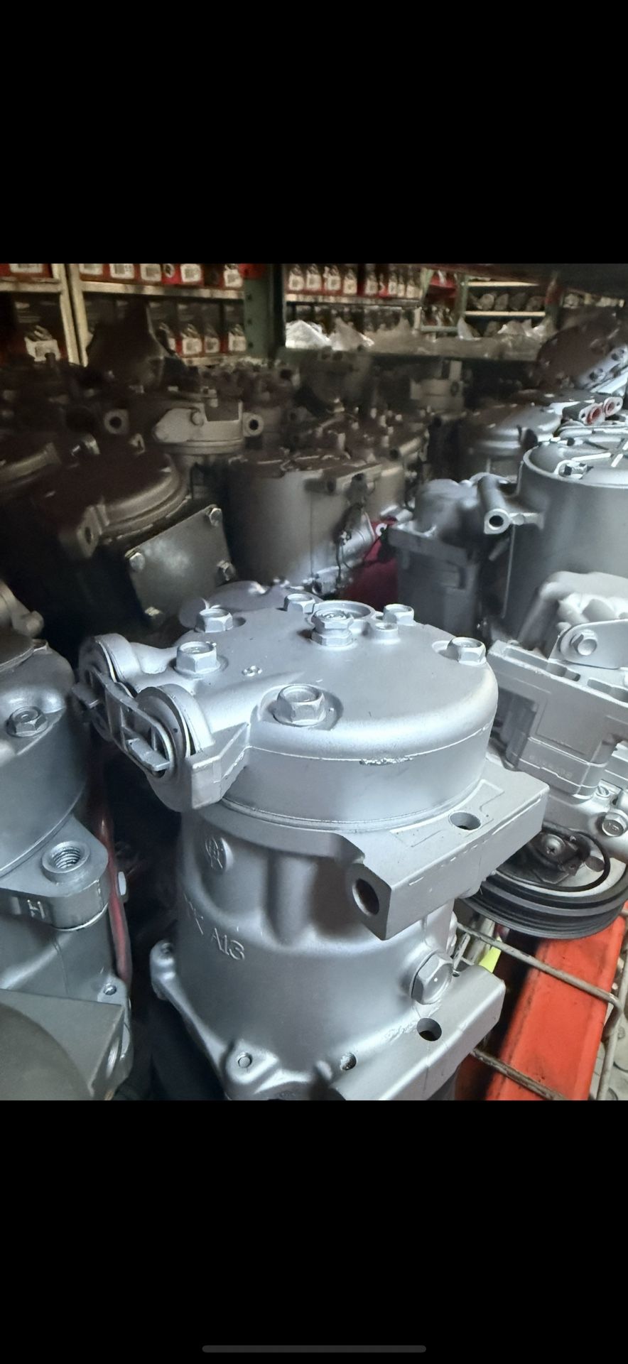 AC COMPRESSOR