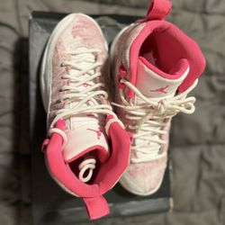 Used Air Jordan 12 retro GS size 5 y 