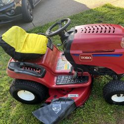 Toro Riding Mower, (Free Local Delv) 42” Cut