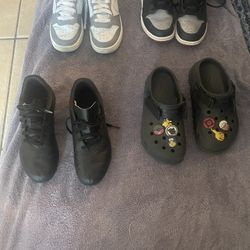 4 Pair Of Boys Shoes size 5 All For $10
