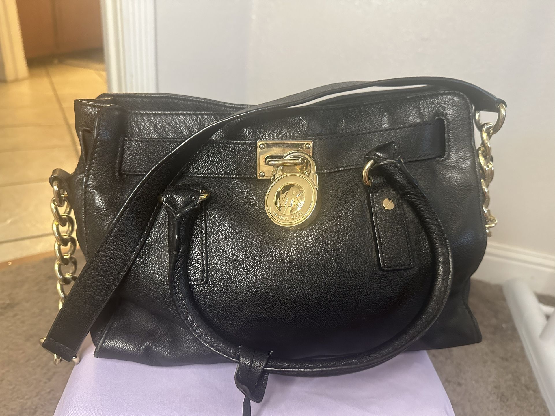 Michael Kors Leather handbag