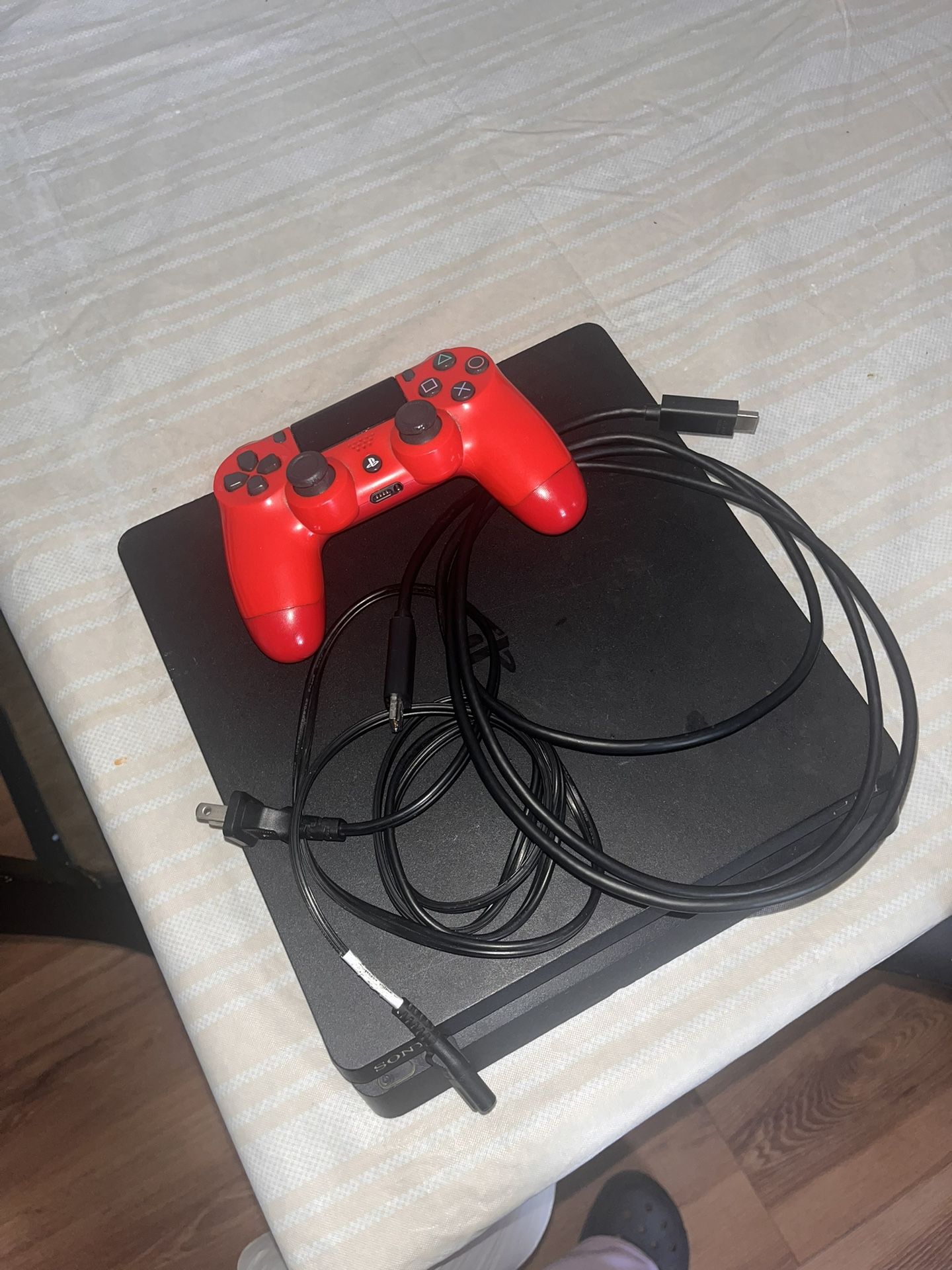 Ps4 Slim Read 