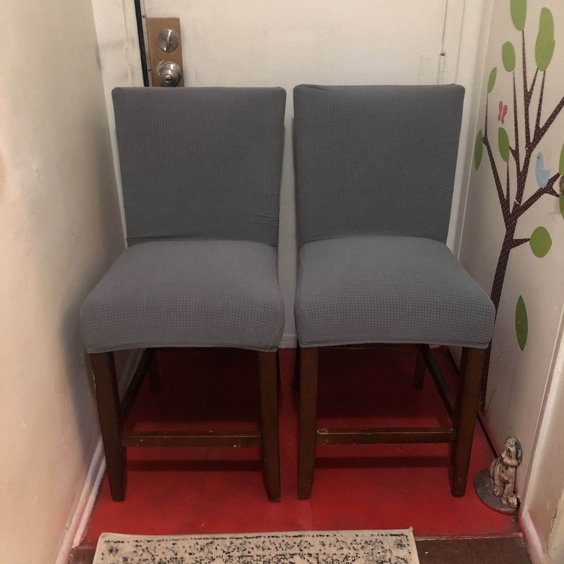 Counter height bar chairs