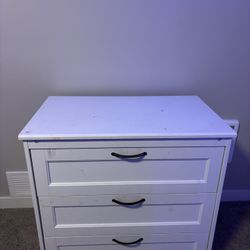 White IKEA Dresser (Fully Built)