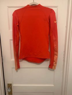 Nike Pro Hyperwarm Size XS Atheltic Top
