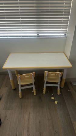 kids adjustable table set
