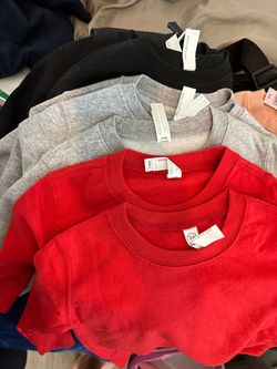Children’s crew necks and hoodies