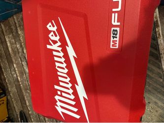 Milwaukee pipe threader M18